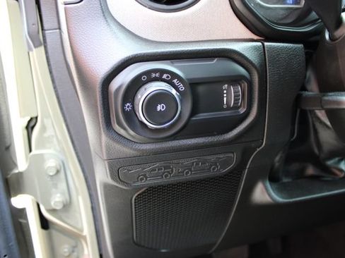 Used 2026 Jeep Wrangler Unlimited Sport AWD/4WD image 15