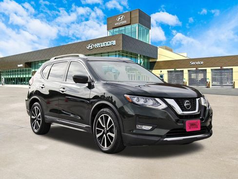 Used 2020 Nissan Rogue SL w/ Premium Package FWD image 3