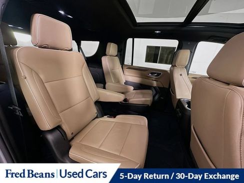 Used 2023 Chevrolet Suburban Premier w/ Premium Package AWD/4WD image 37
