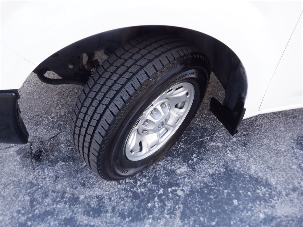 Used 2021 Nissan NV 1500 SV RWD image 18