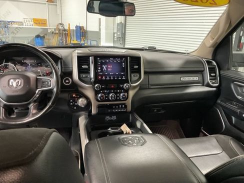 Used 2020 RAM 1500 Laramie AWD/4WD image 12