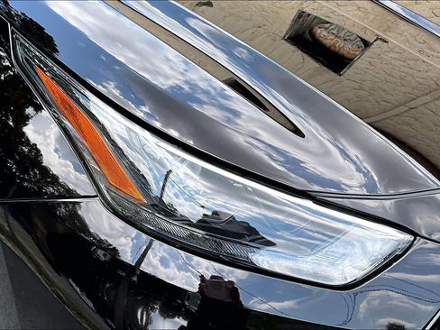 Used 2022 Toyota Highlander XLE FWD image 28