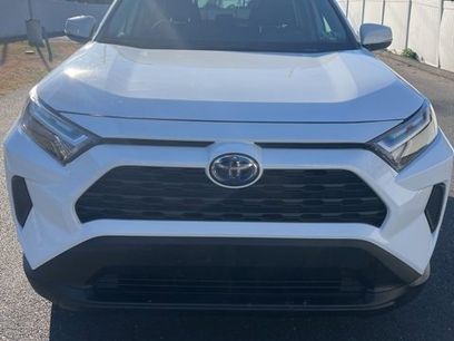 Used 2022 Toyota RAV4 XLE
