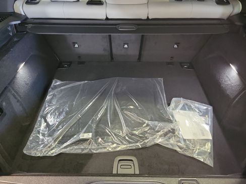 New 2026 BMW X5 M60i image 6