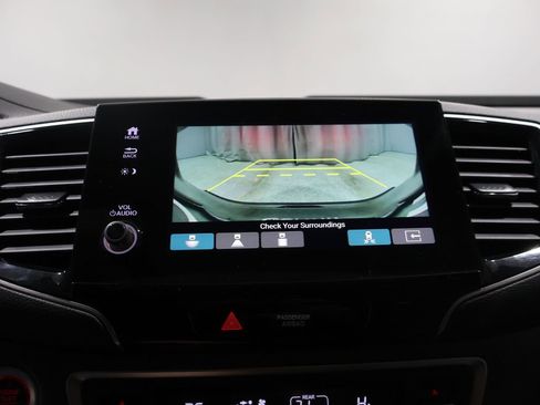 Used 2023 Honda Passport TrailSport image 30