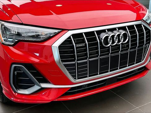 Certified 2022 Audi Q3 2.0T Premium image 31