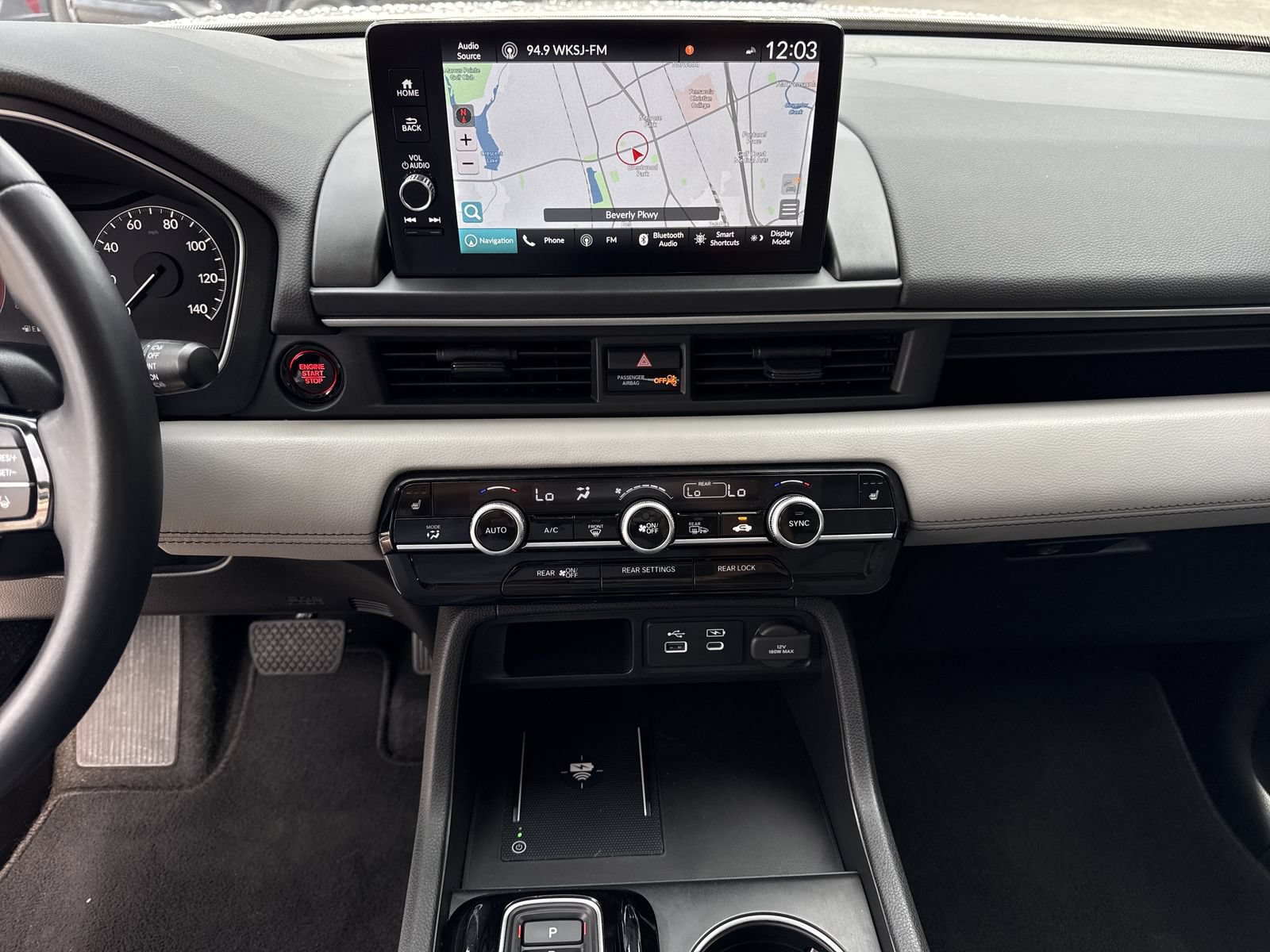 Used 2023 Honda Pilot Touring image 31