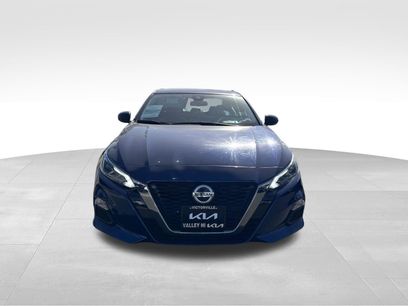 Used 2021 Nissan Altima 2.5 SR w/ SR Premium Package