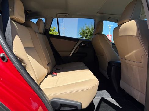 Used 2014 Toyota RAV4 Limited AWD/4WD image 17