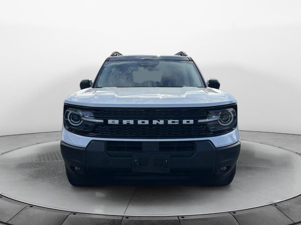 Used 2025 Ford Bronco Sport Outer Banks AWD/4WD image 3