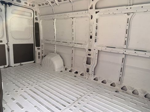 Used 2025 RAM ProMaster 3500 w/ Convenience Group FWD image 22