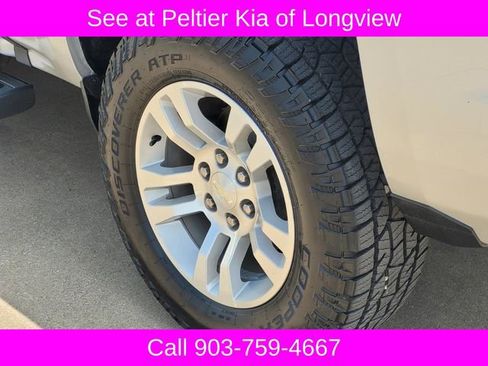 Used 2018 Chevrolet Silverado 1500 LT w/ Texas Edition RWD image 7