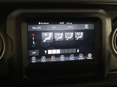 Used 2022 Jeep Gladiator Sport AWD/4WD image 32