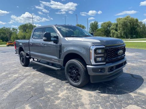 New 2026 Ford F250 XLT w/ XLT Premium Package AWD/4WD image 7