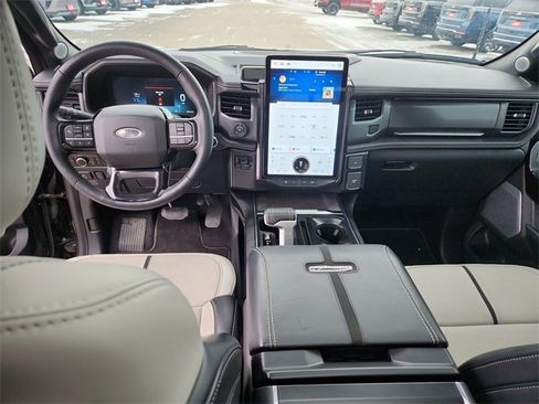 Used 2023 Ford F150 Lightning Platinum image 21