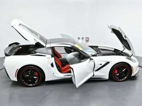 Used 2014 Chevrolet Corvette Stingray Coupe image 37