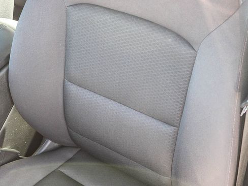 Used 2024 Chevrolet Malibu LT image 23