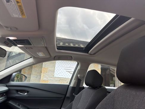 Used 2023 Honda Accord EX image 21