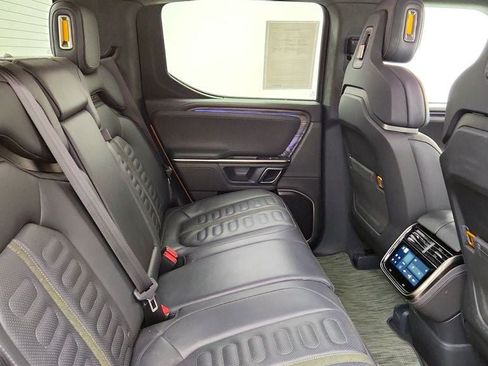 Used 2022 Rivian R1T Adventure AWD/4WD image 21