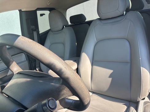 Used 2022 Chevrolet Colorado W/T w/ WT Convenience Package RWD image 13