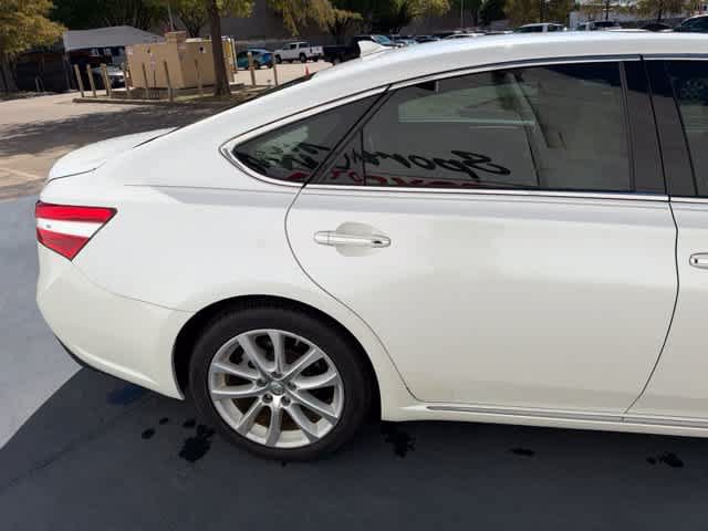 Used 2015 Toyota Avalon Limited FWD image 5
