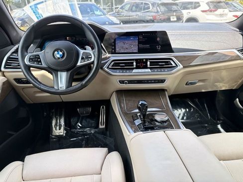 Used 2021 BMW X5 xDrive40i AWD/4WD image 17
