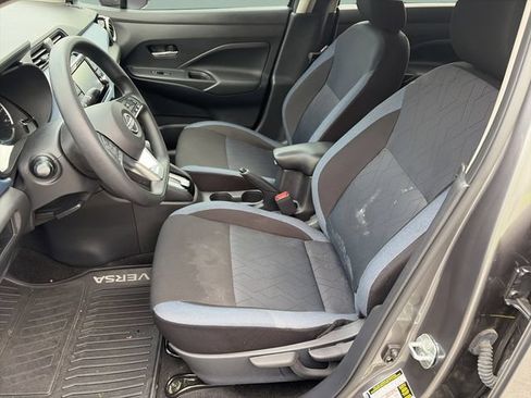 Used 2024 Nissan Versa SV w/ Trunk Package FWD image 15
