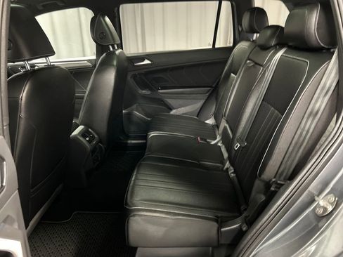 Used 2022 Volkswagen Tiguan SE R-Line image 22