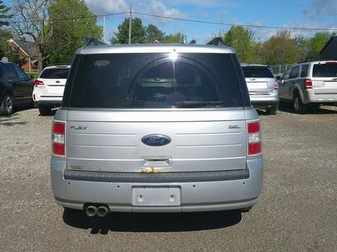 Used 2010 Ford Flex SEL FWD image 4