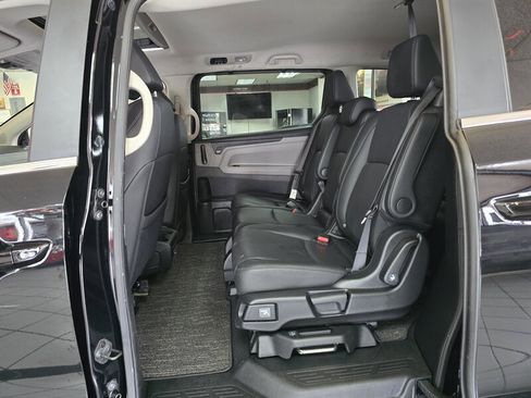 Used 2025 Honda Odyssey EX-L image 10