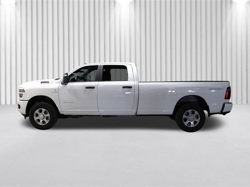 New 2026 RAM 3500 Big Horn AWD/4WD image 7