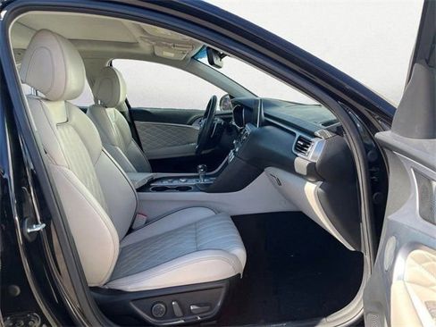 Used 2021 Genesis G70 2.0T w/ Prestige Package image 25