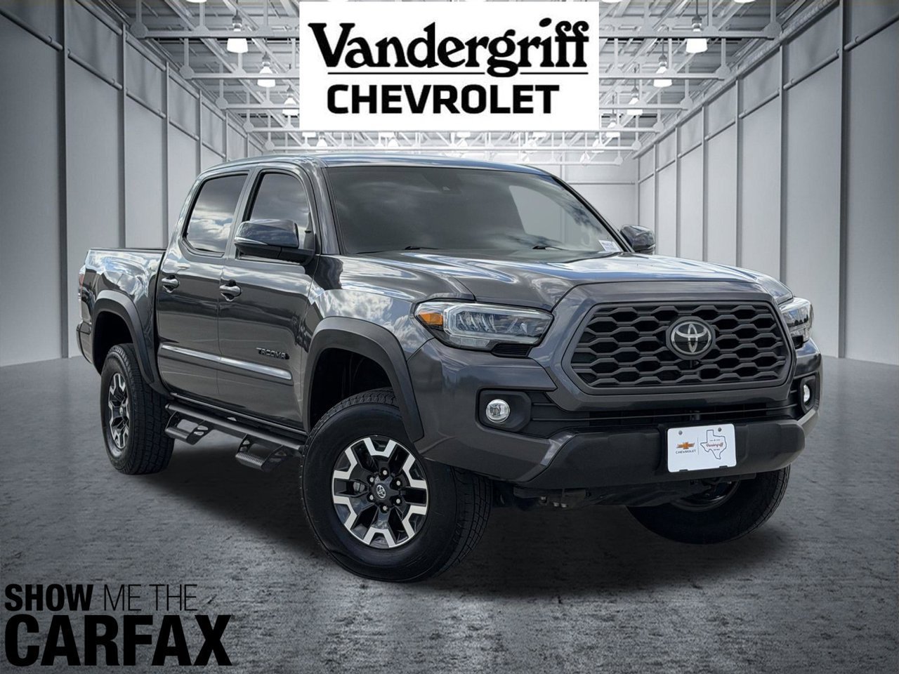 Used 2021 Toyota Tacoma TRD Off-Road w/ Technology Package AWD/4WD image 2