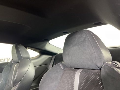 Used 2025 Toyota GR86 Premium image 23