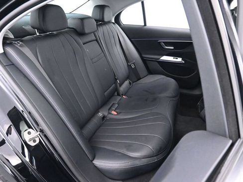 Used 2025 Mercedes-Benz E 350 Sedan image 18