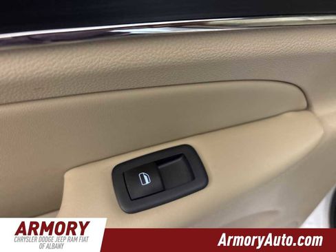 Used 2021 Jeep Grand Cherokee Limited image 27