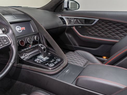 Used 2020 Jaguar F-TYPE SVR image 77