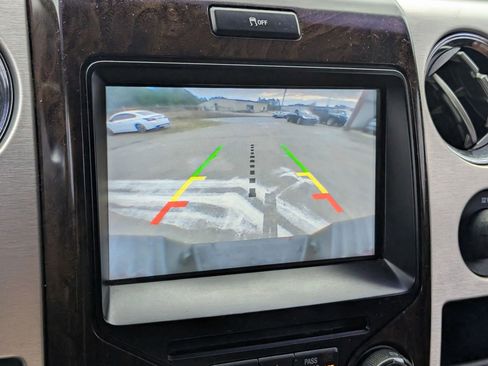 Used 2013 Ford F150 Platinum image 16