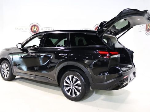 Used 2023 INFINITI QX60 Pure AWD/4WD image 32