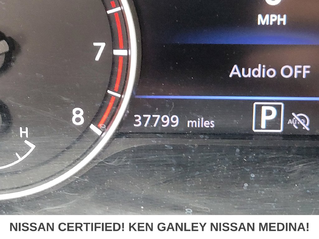 Certified 2025 Nissan Sentra SR FWD image 34