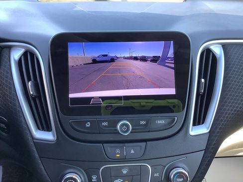 Used 2024 Chevrolet Malibu LS w/ Driver Confidence Package image 17