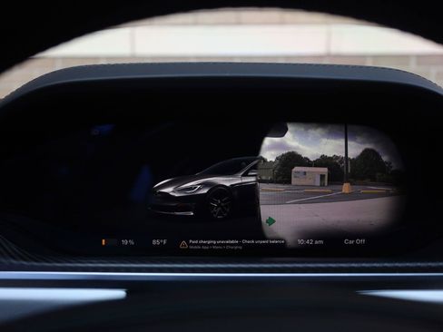 Used 2022 Tesla Model S Plaid AWD/4WD image 36