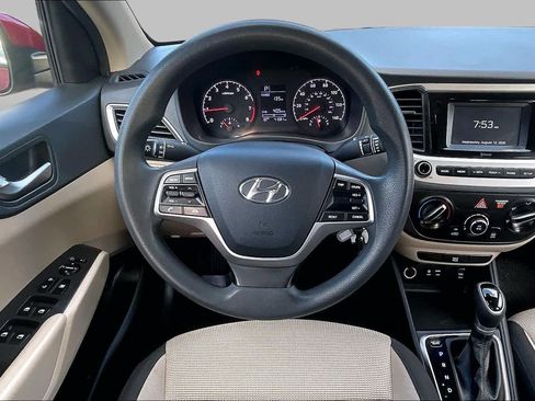 Used 2022 Hyundai Accent SE FWD image 6
