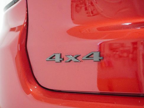 New 2026 Jeep Compass Latitude image 8