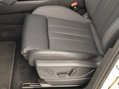 Certified 2025 Audi Q5 Prestige w/ 20" Wheel Package image 25