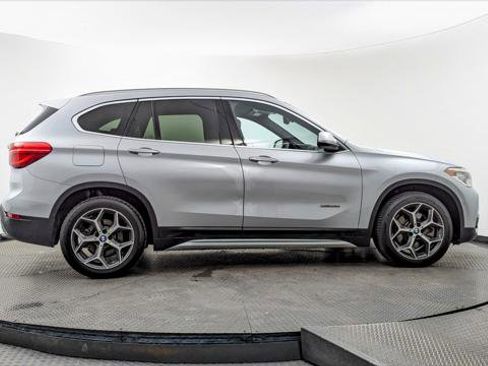 Used 2017 BMW X1 xDrive28i image 9