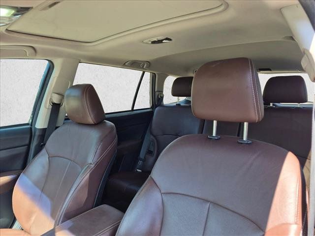 Used 2014 Subaru Outback 2.5i Limited AWD/4WD image 15