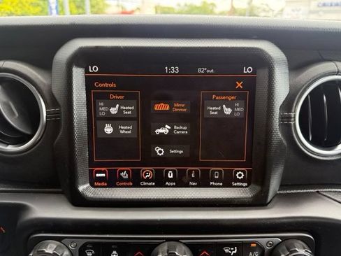 Used 2023 Jeep Wrangler Unlimited Sahara AWD/4WD image 35