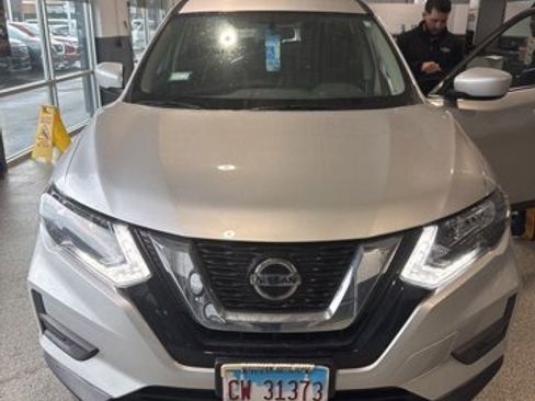 Certified 2018 Nissan Rogue S image 1