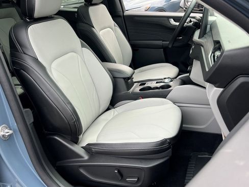 New 2026 Ford Escape Platinum w/ Premium Technology Package image 9